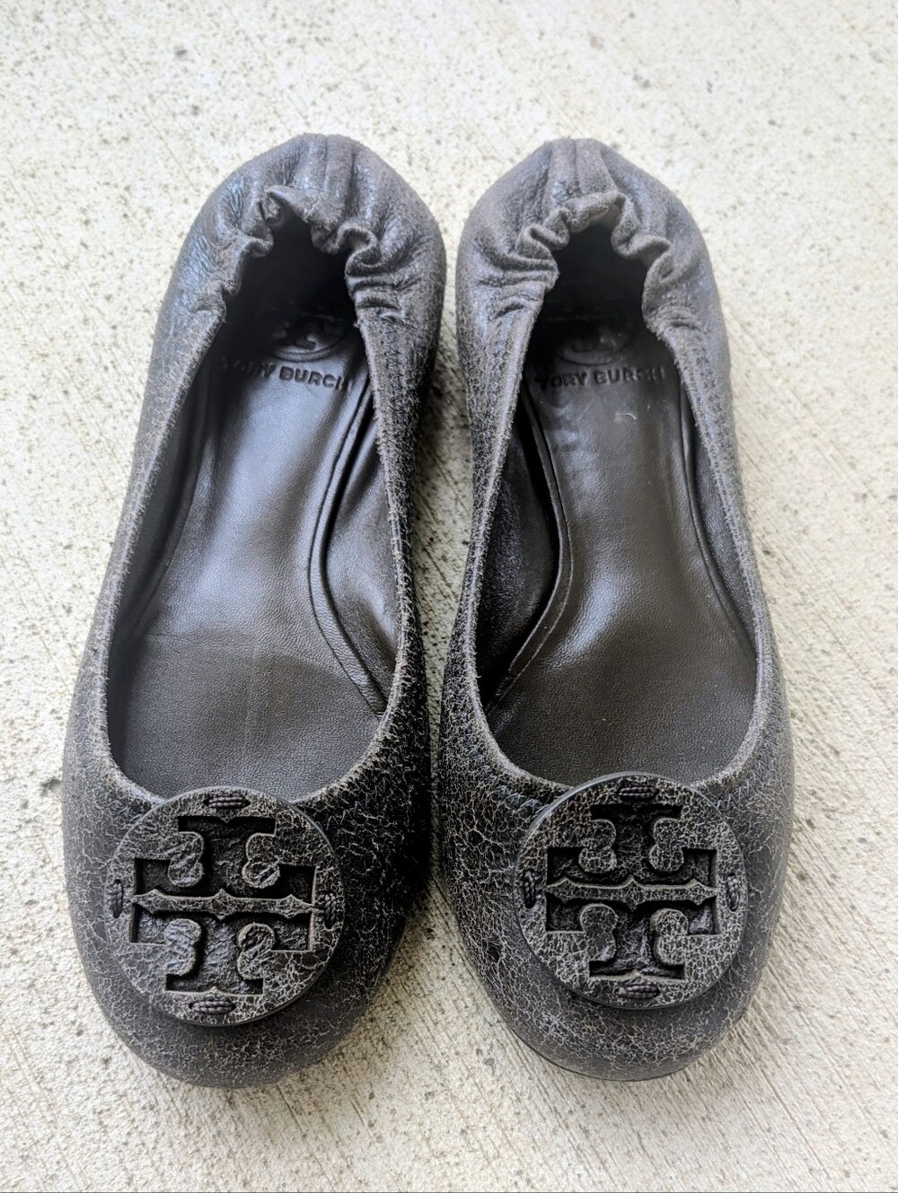Tory Burch Brown Distressed Crinkled Leather Logo Ballet Flats